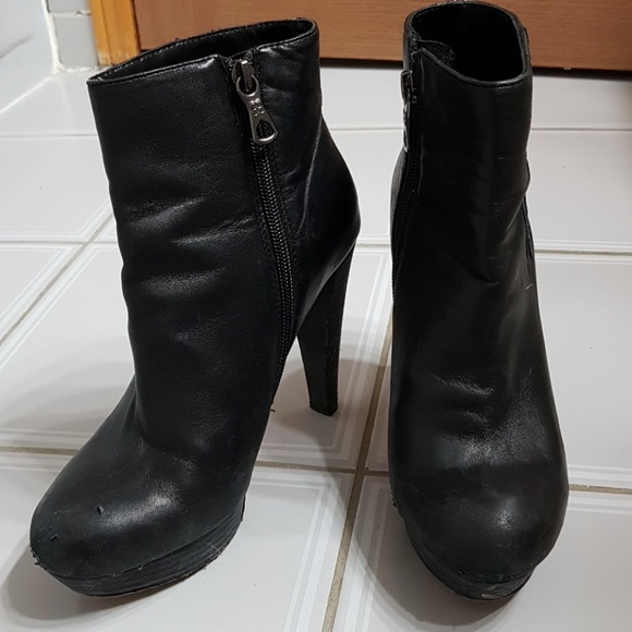 BCBG Ankle Boots - Picture 2 of 8